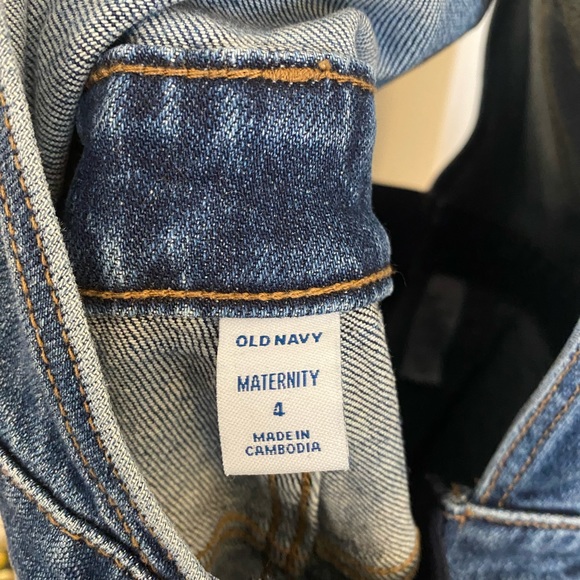 Old Navy Maternity Overalls - Picture 4 of 4
